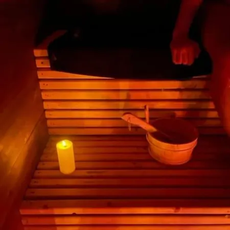 Moderne Ved Sjoen Med Badstue Prázdninový dům *