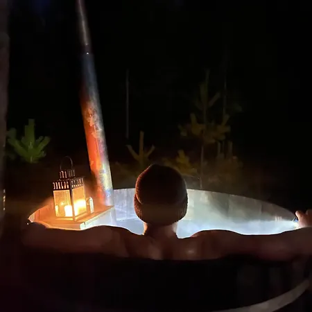 Moderne Ved Sjoen Med Badstue *