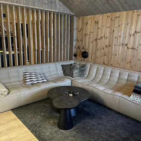 Σπίτι διακοπών Moderne Ved Sjoen Med Badstue *