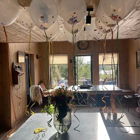 Moderne Ved Sjoen Med Badstue * Romskog